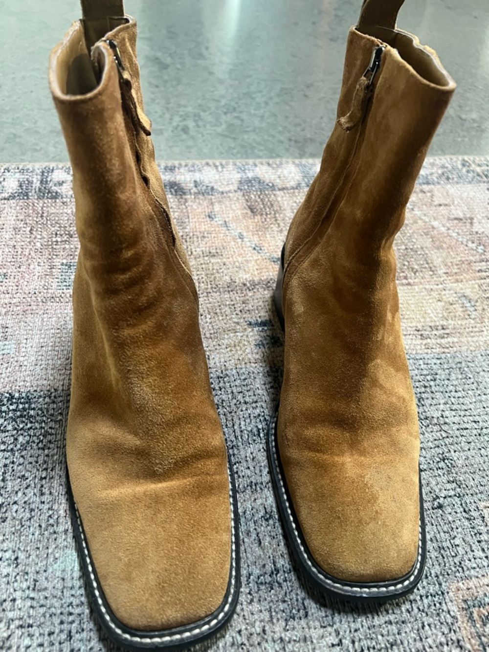 Everlane Suede Ankle Boots in Brown size 8 - Picture 6 of 9